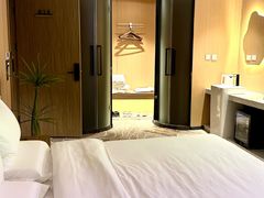 -幸栖洞穴设计酒店(成都春熙路店)