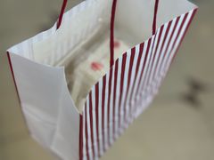 -红宝石·鲜奶小方·海派西点房(南丹店)