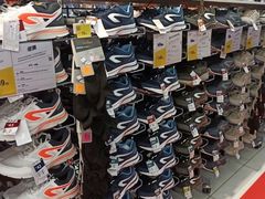 -迪卡侬(西华店)