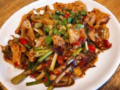 藤椒猪蹄-老号尤兔头(幸福店)