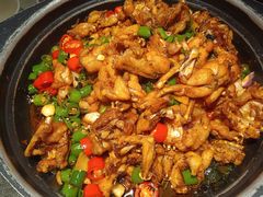 -蛙小侠·沸腾砂锅牛蛙(增城东汇城店)