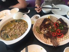 -鹿港小镇(霄云店)