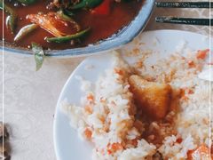 -维吾尔餐厅(宜山路店)