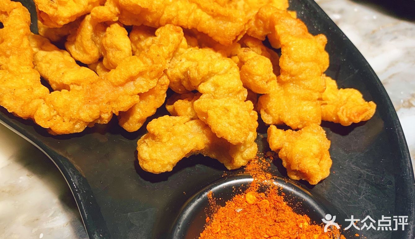 边涮肉边喝汤的火锅店