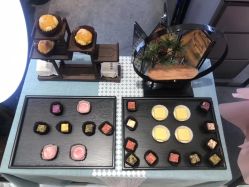 -明牌珠宝(新百店)