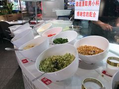 自助调料区-蜀滋香鲜鱼美蛙火锅(339店)