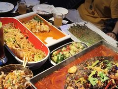 -路边边.炒菜烧烤.音乐餐厅(良乡长虹店)