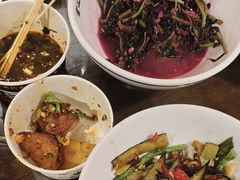 -富正毅三下锅·湘西韵味(天门山索道店)
