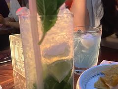 -TZ House音乐现场(来福士中心店)