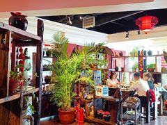 -大匠工房古船木艺术餐厅·猪肚鸡专门店(长白仙岛店)