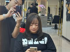 -鸿通城购物中心