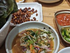 -青瓦餐厅·生鱼片·韩园烤肉(西塔店)