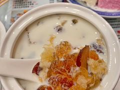 -广信牛奶甜品世家(台东店)