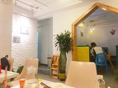 大堂-张大师鸭爪爪特色干锅(南湖店)