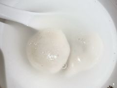 鲜肉汤团-朱新年·苏式汤团·面点(北寺塔店)