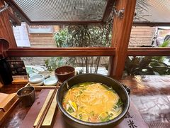 -银米·云南传统过桥米线(双廊黑金冠店)