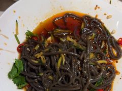 -小鱼小牛·鱼牛干锅·脆鱼火锅(世欧广场店)