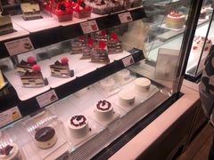 -巴黎贝甜(大宁国际商业广场店)