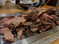 -清真·东拉黑炭火烤羊腿(世通·国际店)