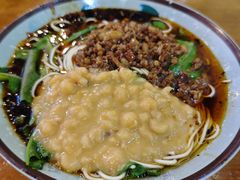 -阿依娘镇店豌杂面(三峡广场店)
