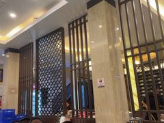 -光海鲜鱼翅餐厅(叻差拉披色路店)