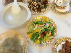 -鸿宾楼(展览馆路店)