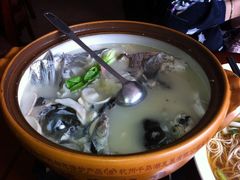 鱼头汤-千岛湖品鱼馆(钓鱼岛店)