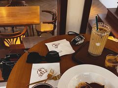 桃汁夭夭-ZAZA.CAFE.BAR