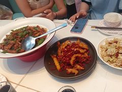 -阿瓦山寨·湘菜现炒·剁椒鱼头王(咸阳总店)