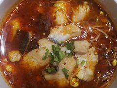 -渝是乎川渝小炒(新世界百货望京店)
