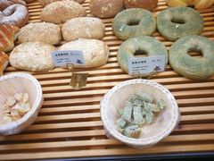 -焙丽拾光(麦凯乐直营店)