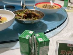 -侬佳蒸菜馆(听潮店)