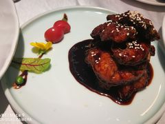 特色本帮熏鱼-玉玲珑(陆家嘴店)
