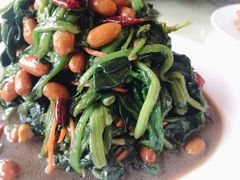 菠菜陈醋花生米-李连贵熏肉大饼(兴工街店)