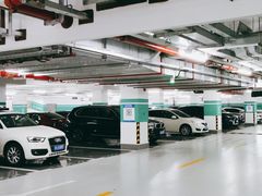 -国华国际广场-地下停车场