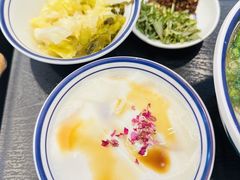 -云阿蛮云南生烫牛肉米线(奉贤路店)