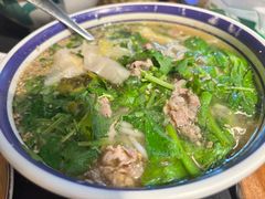 -云阿蛮云南生烫牛肉米线(奉贤路店)