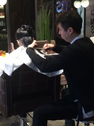 -侨治发型