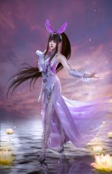 -星元素cosplay动漫摄影写真工作室