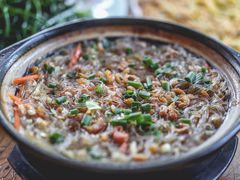 -黄记四更烤乳猪店