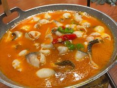 -老滇山寨•云南特色菜•地方菜•民族风情歌舞表演(金碧店)