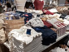 -Brandy Melville