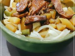 -李氏灵寿腌肉面(豪景丽园店)