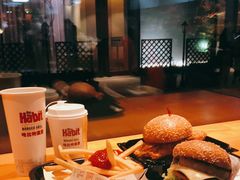 -The Habit Burger Grill 哈比特汉堡(复兴soho店)