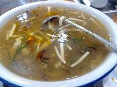 酸辣肚丝汤-老兰家传统烧烤炒菜泡馍(小南门店)