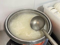 免费大骨汤-新范张记卤面馆(总店)