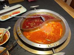 -沸炉重庆老火锅(军事博物馆店)