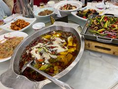 -大鸭梨烤鸭店(金顶街店)