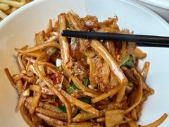 -湘力力小院·鱼汤泡饭(枫林路店)