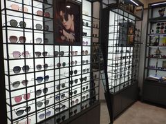 -回瑞眼镜·蔡司·依视路官方授权店(广益路万达店)